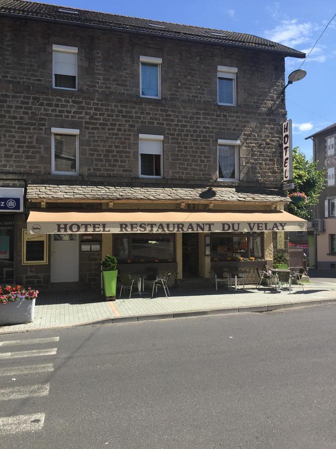 Hotel Restaurant Du Velay Le Chambon-sur-Lignon Exterior photo